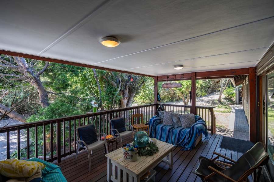 5 Bedroom Property for Sale in Seafield Eastern Cape